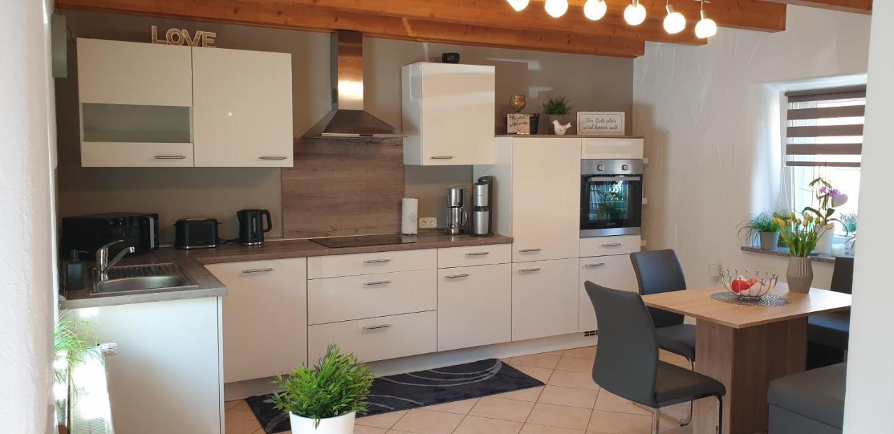 Ferienhaus Sabine Im Biosphaerenreservat Bliesgau Blieskastel Esterno foto