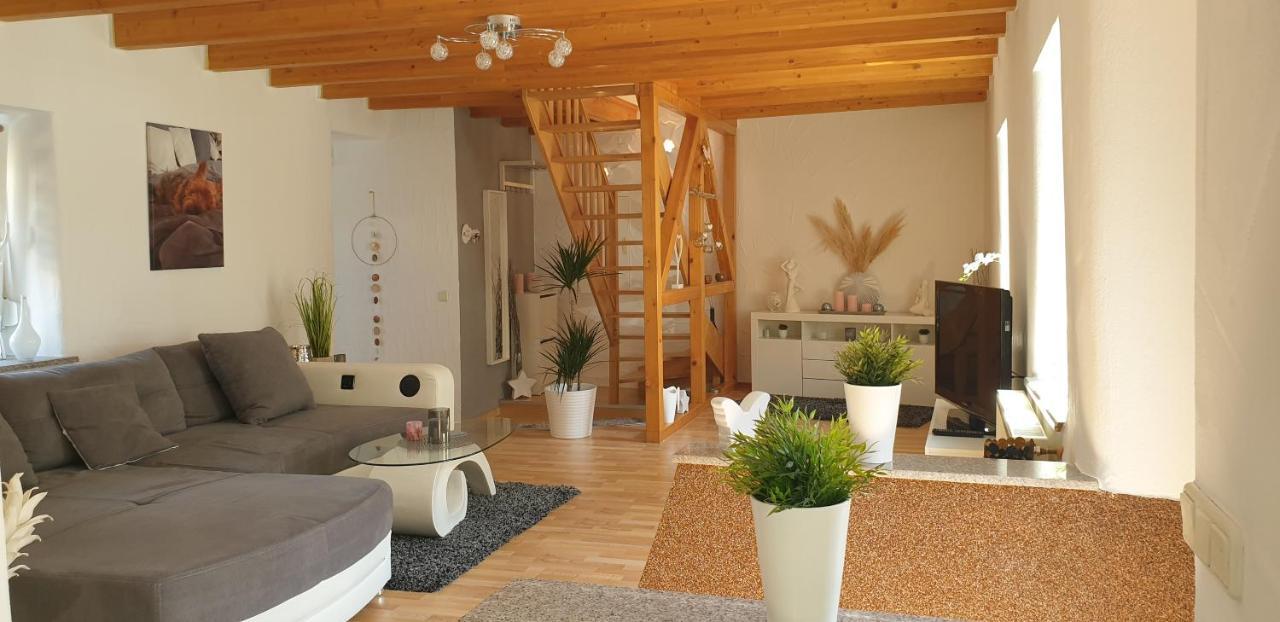 Ferienhaus Sabine Im Biosphaerenreservat Bliesgau Blieskastel Esterno foto